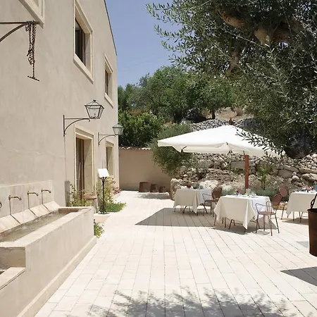 Relais Parco Cavalonga Hotel