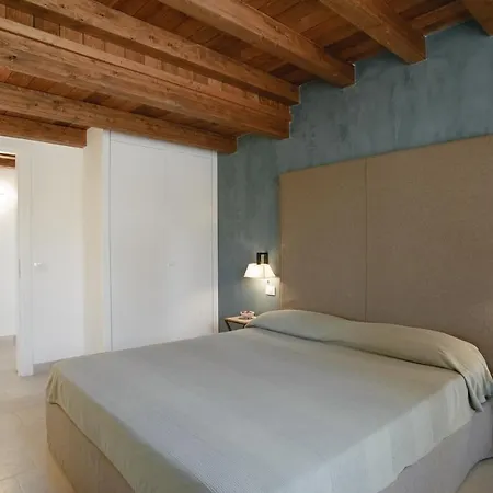 Relais Parco Cavalonga 4*