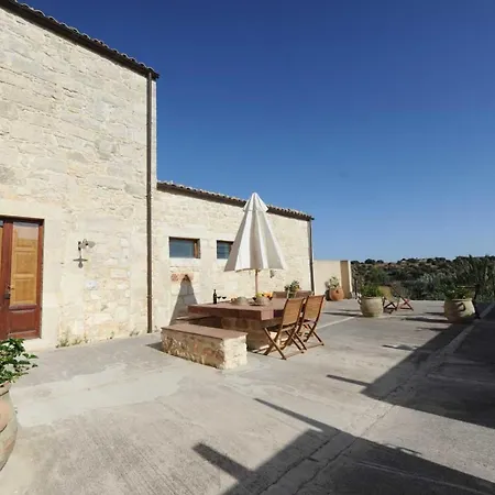 Relais Parco Cavalonga Donnafugata