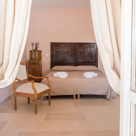 Relais Parco Cavalonga ホテル ドンナフガタ