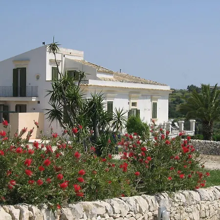 Relais Parco Cavalonga Hotel