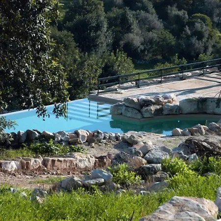 Relais Parco Cavalonga ドンナフガタ