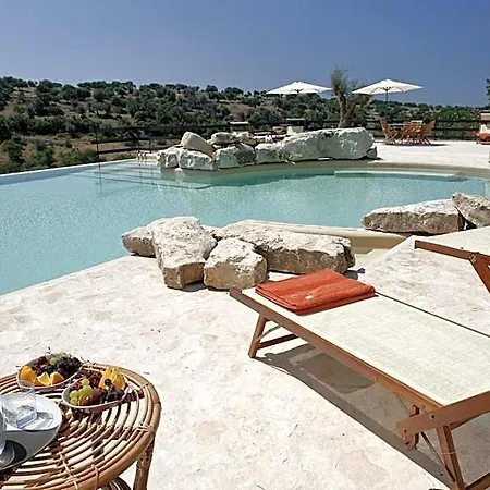 Relais Parco Cavalonga 4*